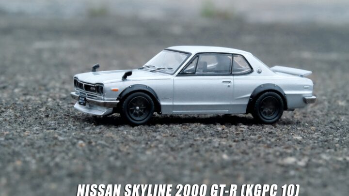 Inno64 Nissan Skyline 2000 GT-R KPGC10 Hakosuka 1:64