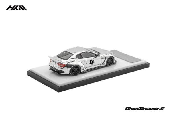 HKM 1:64 LBWK Maserati Gran Turismo Sport GTS edición especial "Martha"- Plateado Cromo - Imagen 3